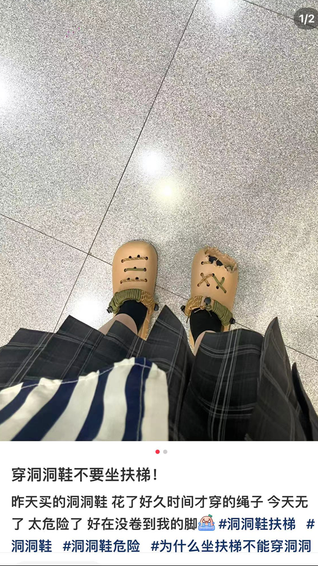 女子买翻盖手机新闻三星翻盖手机值得买吗